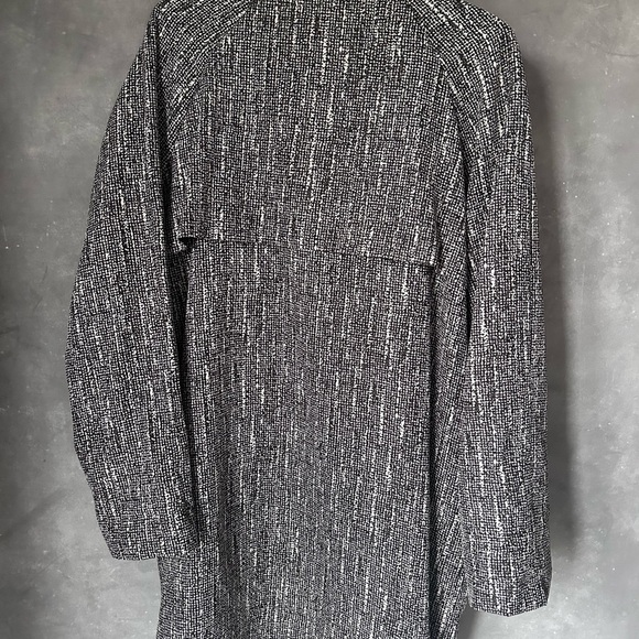 Brand new Forever 21 contemporary blazer - Picture 3 of 5